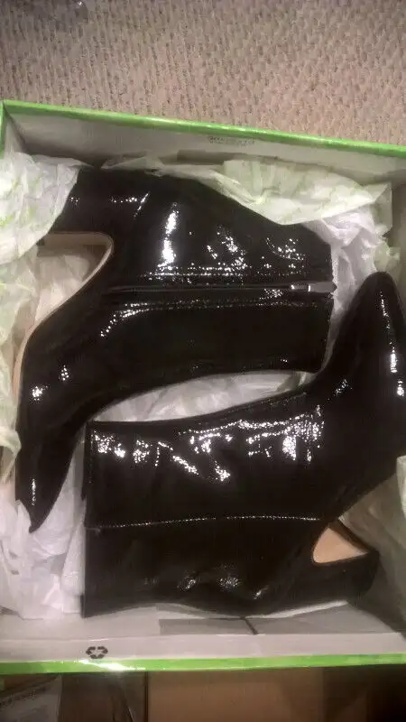 Sam Edelman Women's Hilty Fashion Boot in Women's - Shoes in Bedford - Image 3