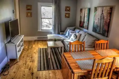 ST-HILAIRE, logement 3 chambres, TOUT INCLUS, meublé, au mois in Short Term Rentals in Longueuil / South Shore - Image 7