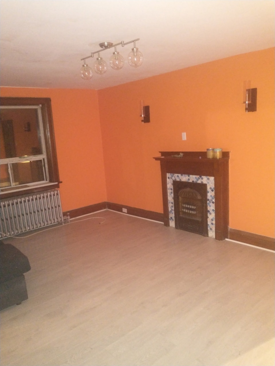 Apartment for Rent: Carlton & Parliament 3