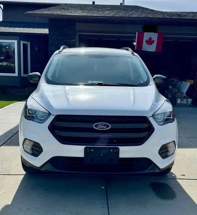 Ford Escape 2019592802214262220802