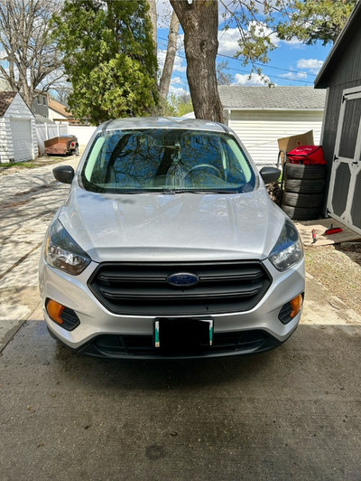 2019 FORD ESCAPE S SPORT UTILITY....NO ACCİDENT...SECOND OWNER.