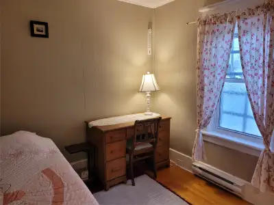 Beautiful room to rent for a women only. Available immediately. Only for one person. Includes a priv...