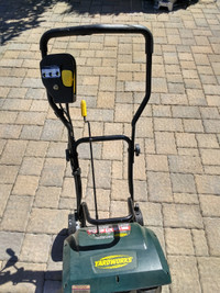 Yardworks 9A Electric Snowthrower, snowblower 16-in - $99