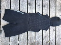 Scubapro women’s scuba wet suit wetsuit size small