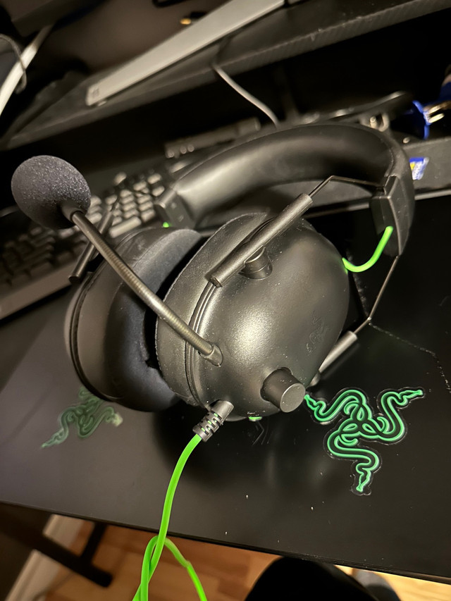 Razer BlackShark V2 X Gaming Headset in Headphones in Truro