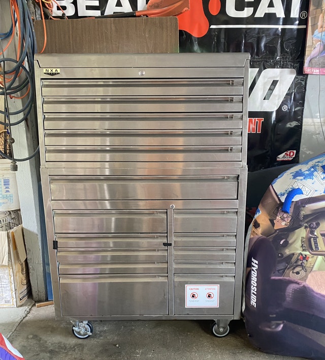 ***PENDING*** Large NXA 2 tier 16 drawer tool box / chest Tool