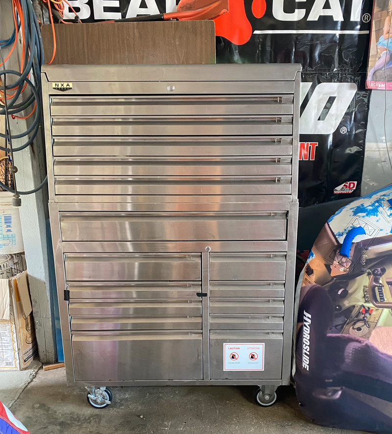 ***PENDING*** Large NXA 2 tier 16 drawer tool box / chest Tool Storage & Benches Edmonton