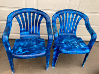 2 outdoor chairs