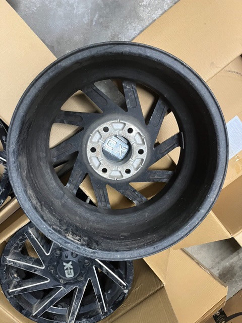 4 18x9.0 rims.  From 2013 Ford F-150. 1 damaged-last 2 pics KMC in Tires & Rims in Saskatoon - Image 3