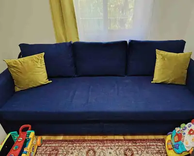 IKEA-Canapé lit queen size, View more