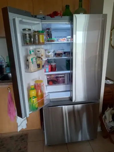 A vendre Réfrigérateur SAMSUNG état neuf, secteur HULL, View more