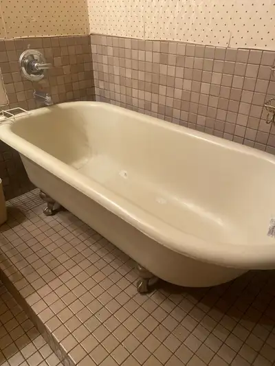 Room for rent $800 includes all utilities and internet. Shared kitchen and bathroom. 30 min west of...