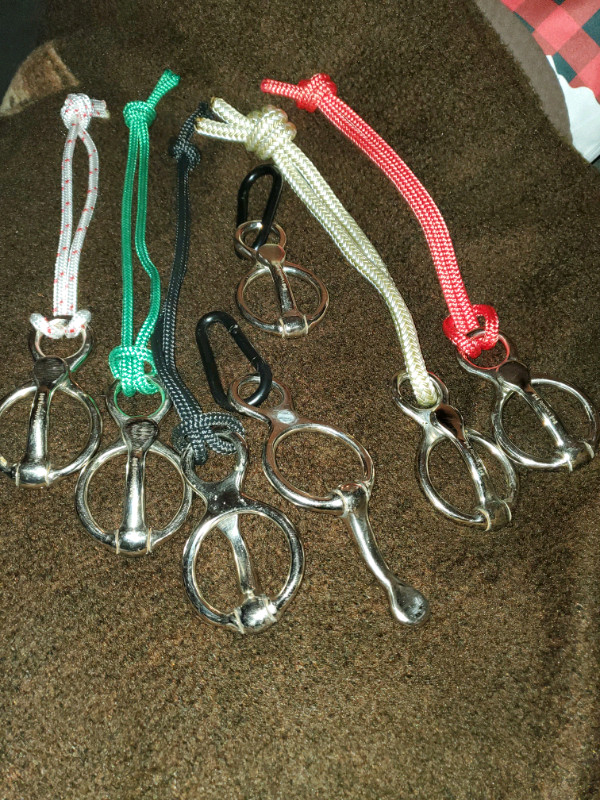 HayChix!  Hay nets &Tie block rings in Equestrian & Livestock Accessories in Winnipeg - Image 3