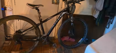 This bike was stolen in Waterloo. Please contact me if you see it for sale.