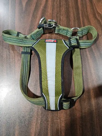 Kong dog harness and leash. Harness is size M. Leash measures approx. 5 feet. Barely used for a pugg...