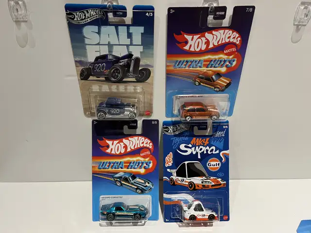 Hot Wheels metal/metal 4 car set.