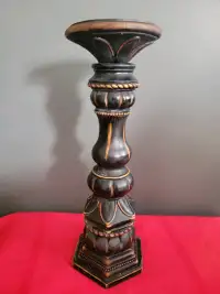 Lovely wooden Pilar Candle Holder