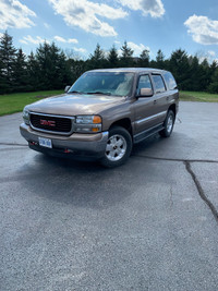 Gmc Yukon 9 seater 