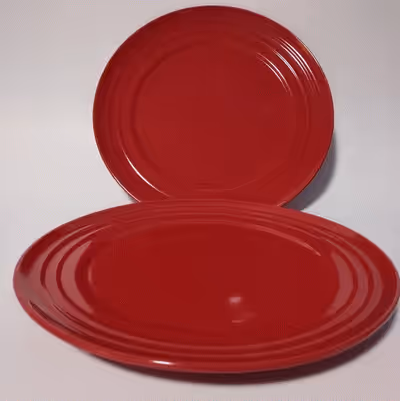Dishes, plates, bowls Half plates, dinner plates. Lots of large serving Dishes available