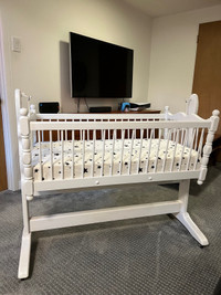 Bassinet / Cradle / Newborn Crib Wood 