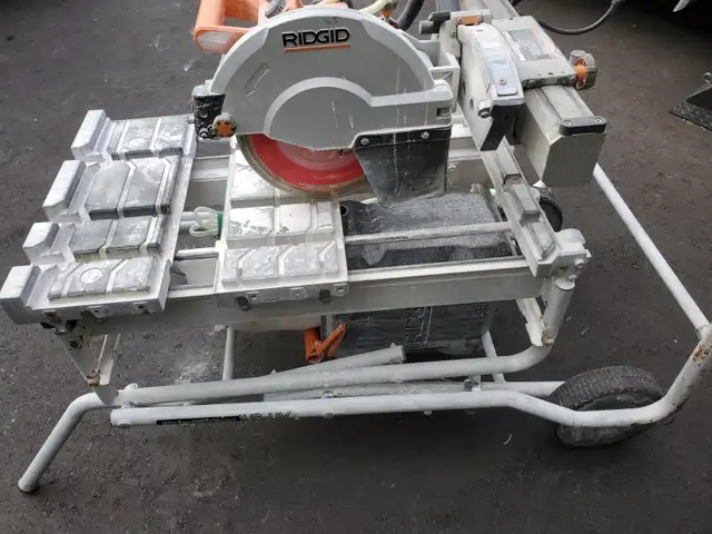 10" Ridgid Wet saw Beast in Power Tools in Mississauga / Peel Region - Image 4