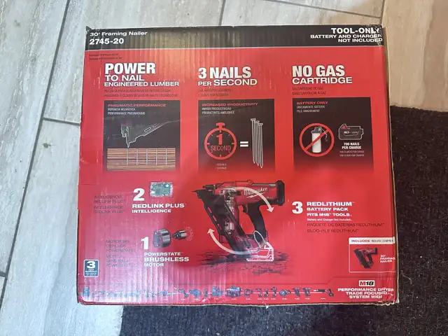 Milwaukee M18 FUEL 30 Degree Framing Nailor in Power Tools in St. Catharines - Image 3
