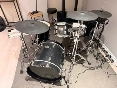 Roland VAD504 V-Drums, View more