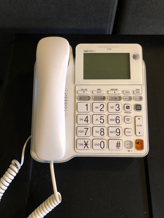 AT&T Corded Telephone in Home Phones & Answering Machines in Barrie