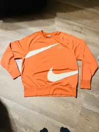 Nike Swoosh Sweatshirt - XL 