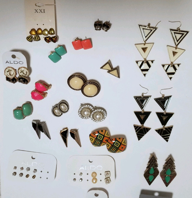 Various earrings dans Bijoux et montres  à Gatineau - Image 2
