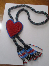Collier autochtone Coeur (Heart necklace)