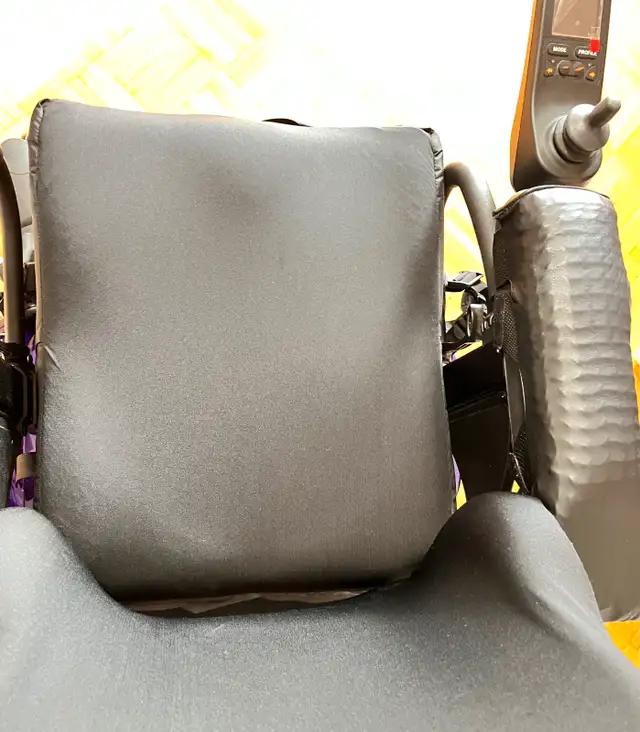 Electric Power Wheelchair- Only  1 Km Use Indoor62863735980163122