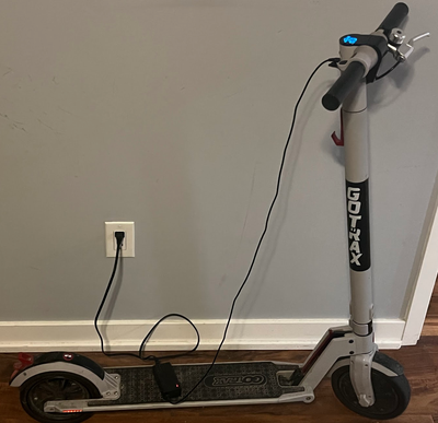 Gotrax GXL V2 Scooter (flaky battery), View more