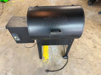 Traeger Tailgater, View more