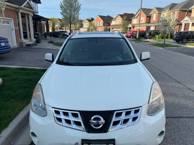 Nissan Rogue 2012 White 225Kms $6990
