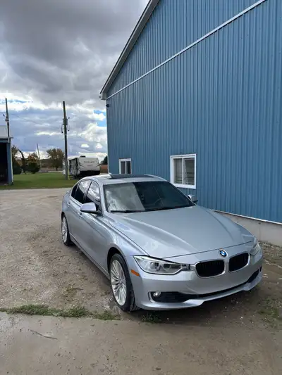 For sale is a 2015 BMW 328i xDrive Sedan a refined combination of performance, luxury, and reliabili...