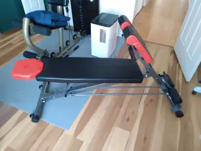 Banc d'entraînement, View more