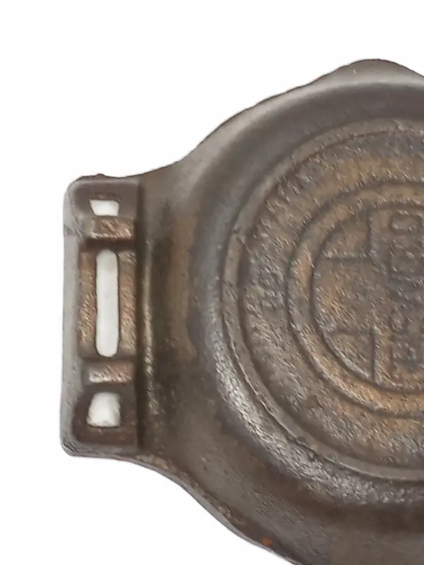 Vintage Griswold Miniature Cast Iron Ashtray Frying Pan in Arts & Collectibles in Kitchener / Waterloo - Image 7