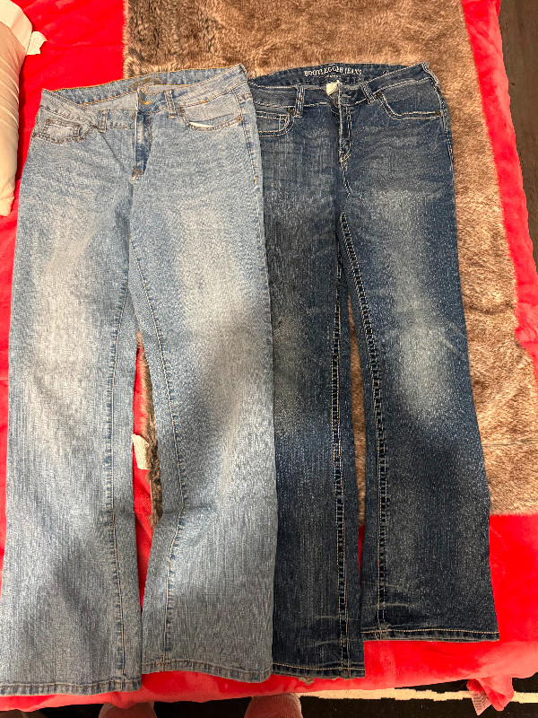 Women's size 8 jeans in Women's - Bottoms in Edmonton - Image 2