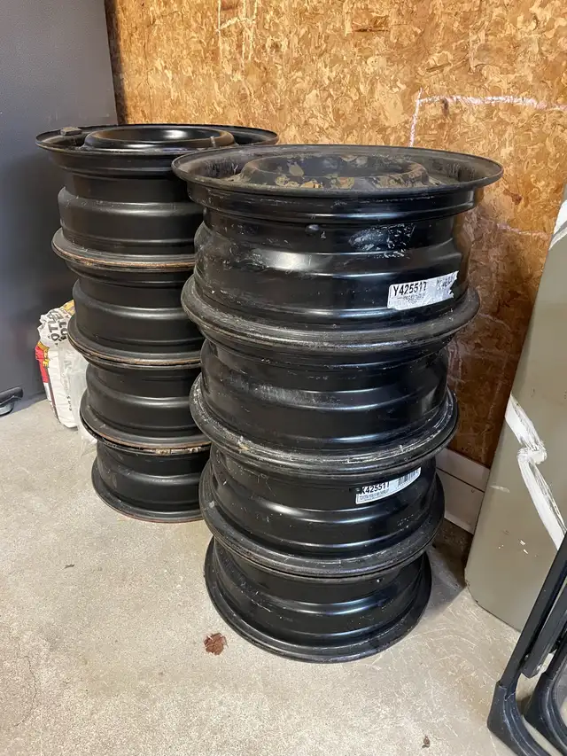 steel wheels for Toyota Corolla in Tires & Rims in Grand Bend - Image 3