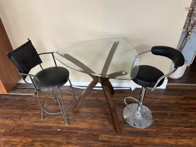 Modern Glass Pub Table Set with leather Stools (CAN DELIVER), View more