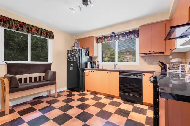 Intergenerational house for sale63417674204675124