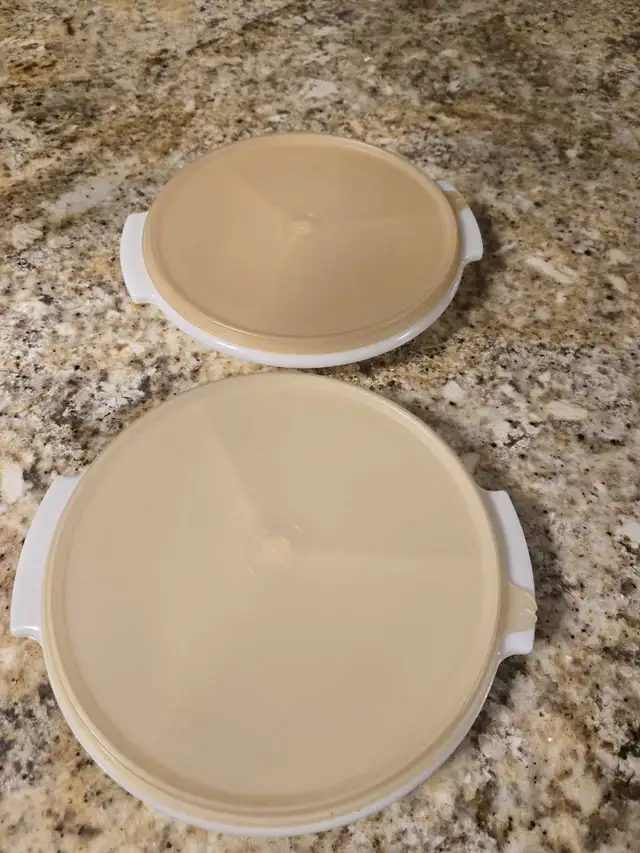 Tupperware Chip and Dip in Kitchen & Dining Wares in Kitchener / Waterloo - Image 8