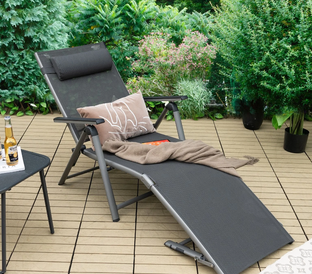 Outdoor Chairs - Discounted in Patio & Garden Furniture in Oakville / Halton Region - Image 3