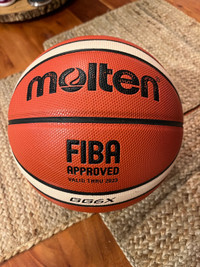 Molten GG6X 28.5” Indoor Basketball 