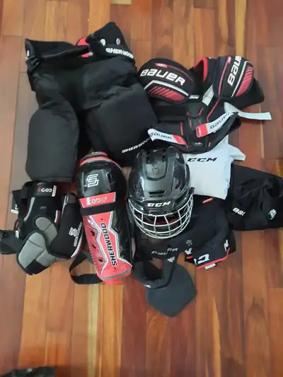 Hockey Gear set with bag, View more