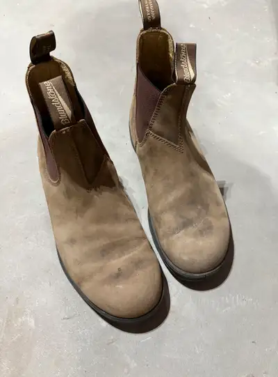 Men’s size 8