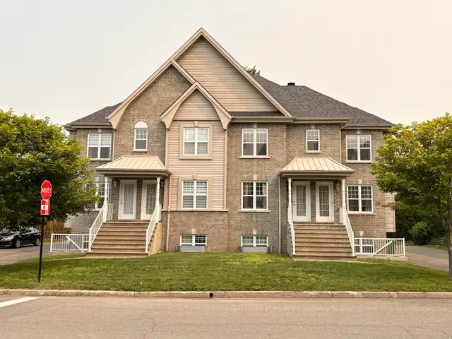 Spacious 4½ with Air Conditioning – Saint-Jérôme