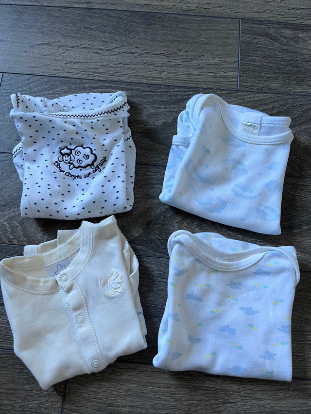 Cache-couche bebe 3 mois dans Vêtements - 0 à 3 mois  à Sherbrooke