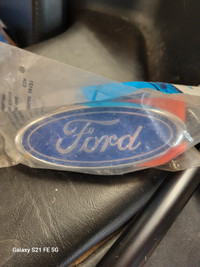 Ford Ranger Mustang emblem